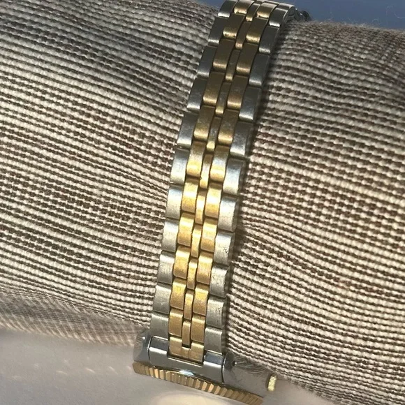 Lorus Vintage Disney Two-Tone Gold and Silver Mickey Mouse Bracelet Watch - Picture 4 of 7